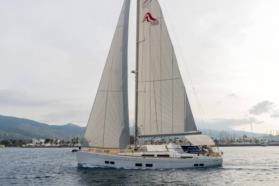 Hanse 588 Amadea