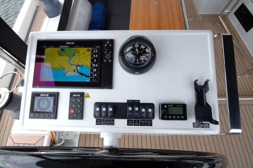 Hanse 588  Eclipse