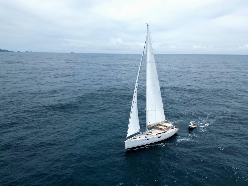 Hanse 630e Sailing Freedom