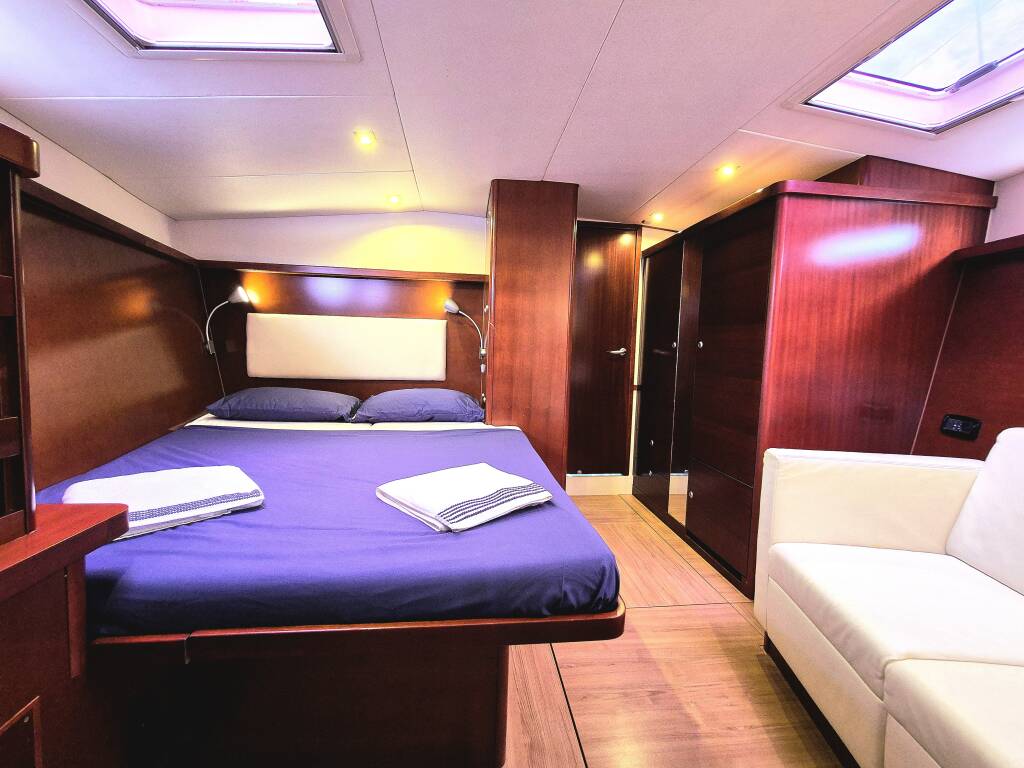 Hanse 630e Sailing Freedom