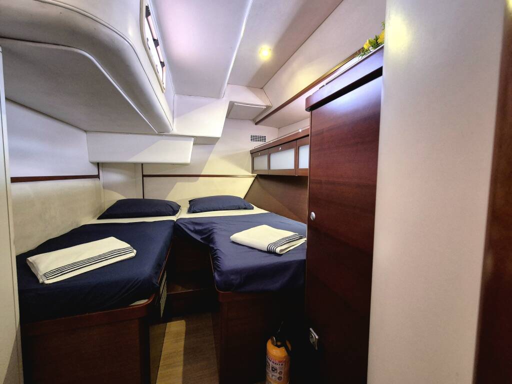 Hanse 630e Sailing Freedom