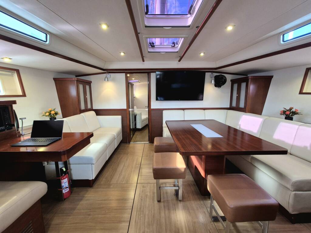 Hanse 630e Sailing Freedom