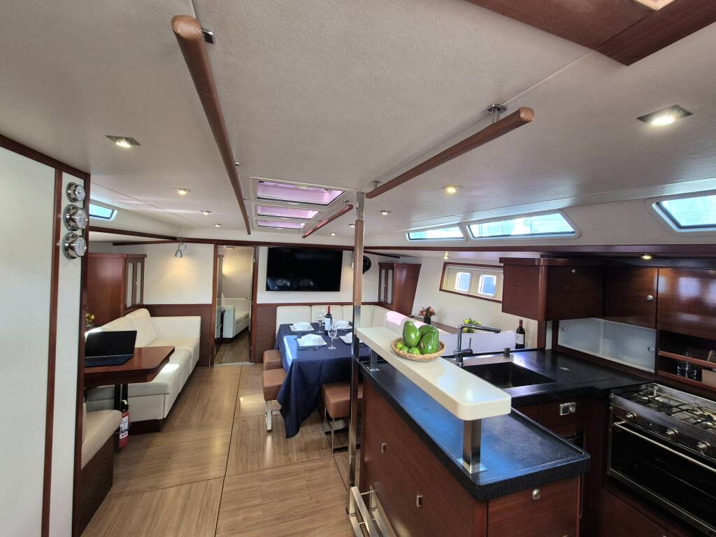 Hanse 630e Sailing Freedom