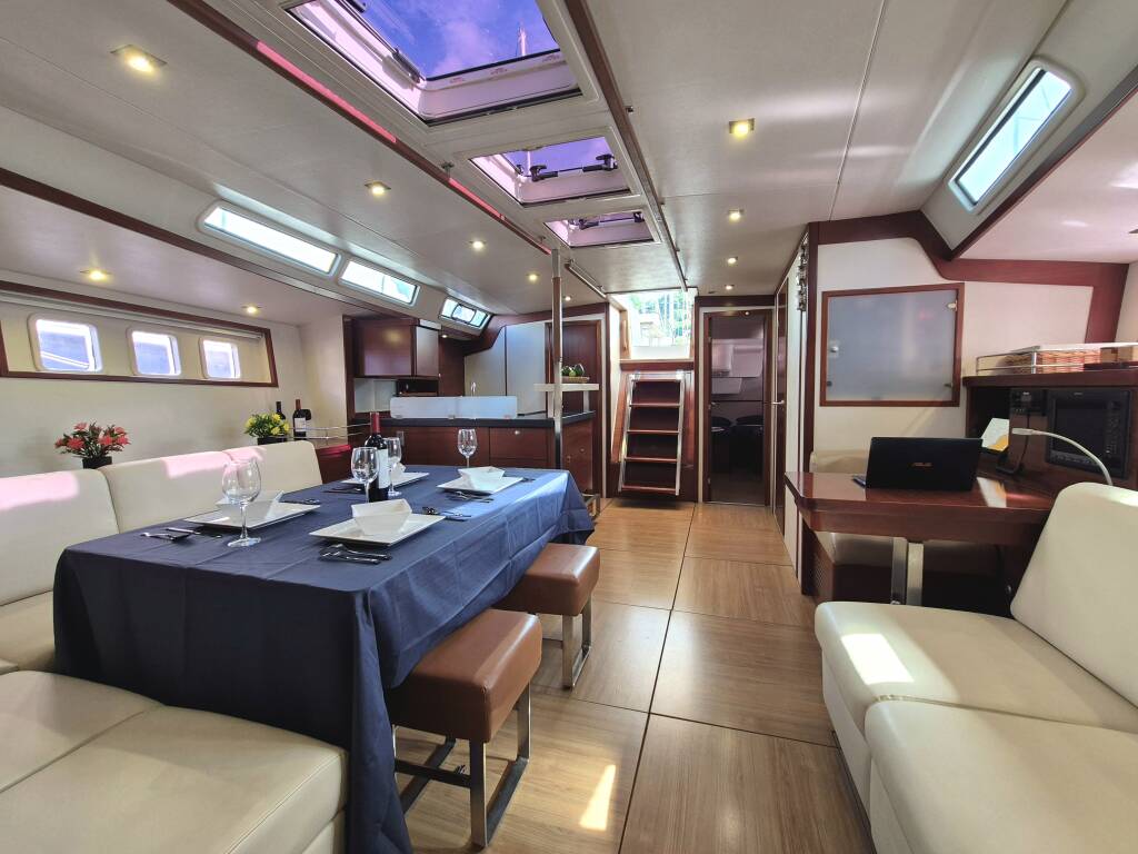 Hanse 630e Sailing Freedom