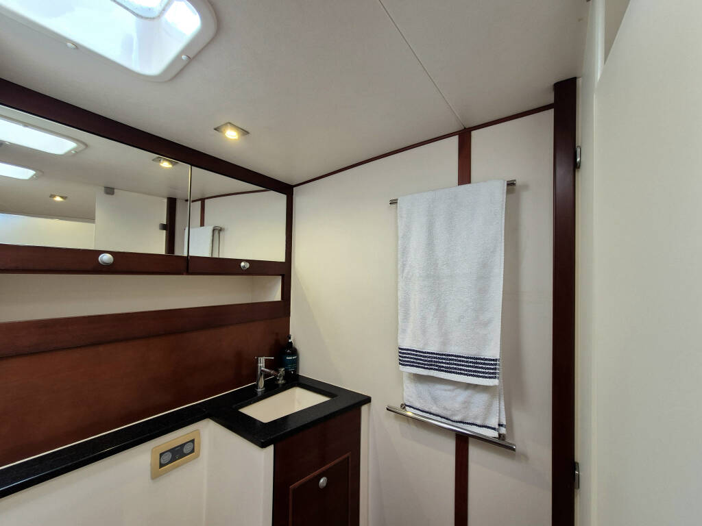 Hanse 630e Sailing Freedom