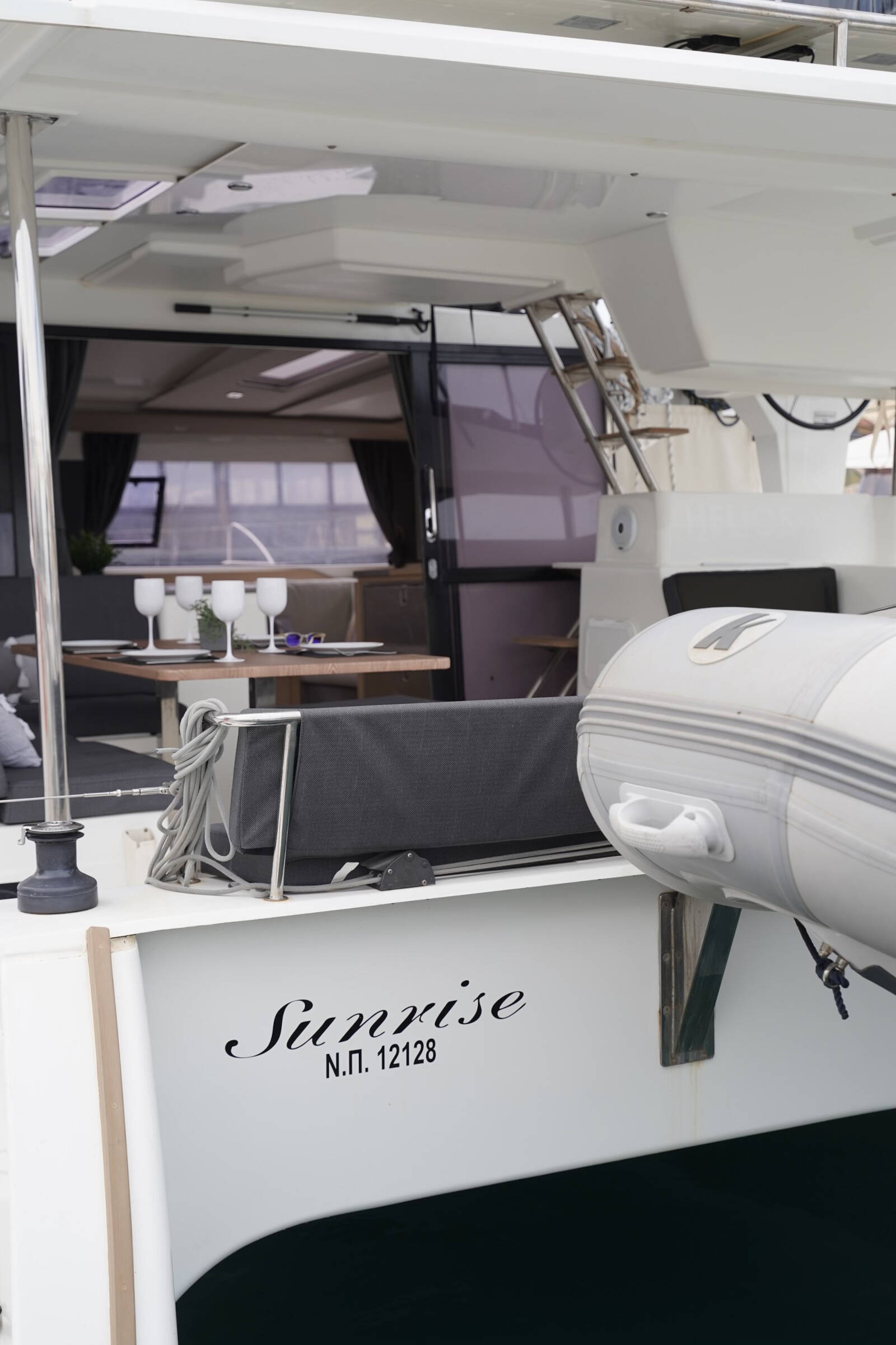Helia 44 SUNRISE