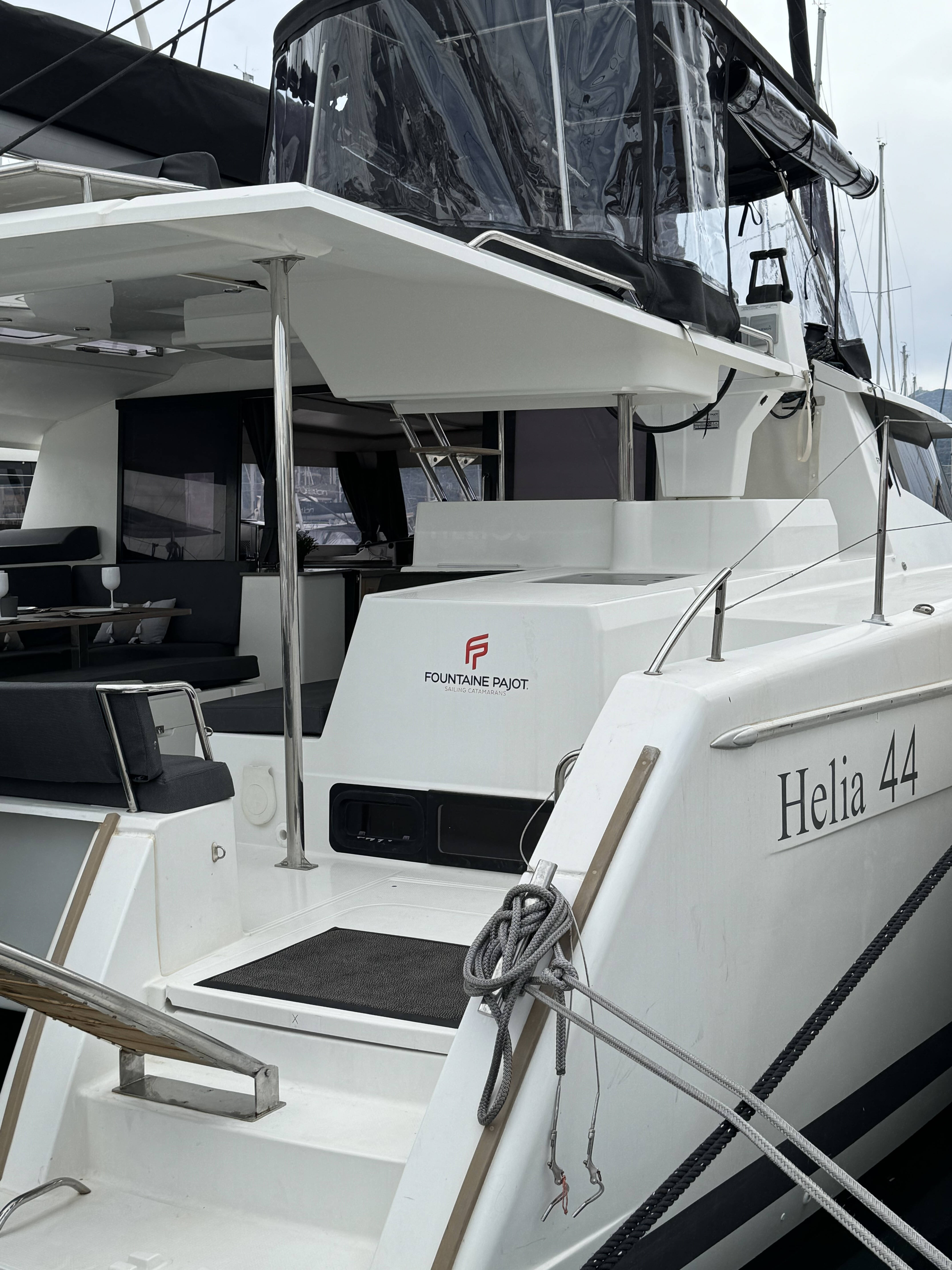 Helia 44 SUNRISE