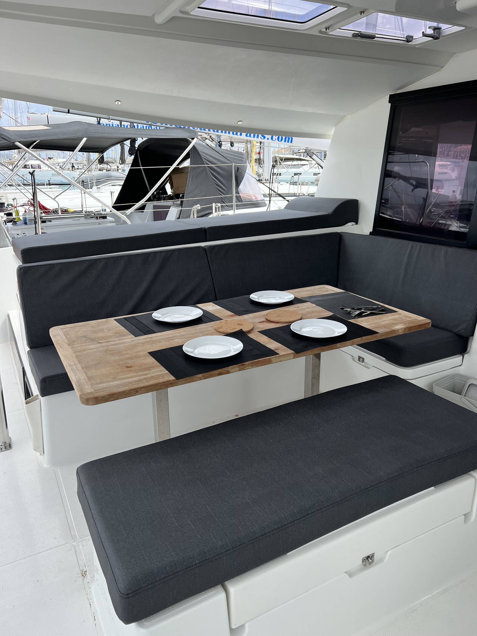 Helia 44 SUNRISE