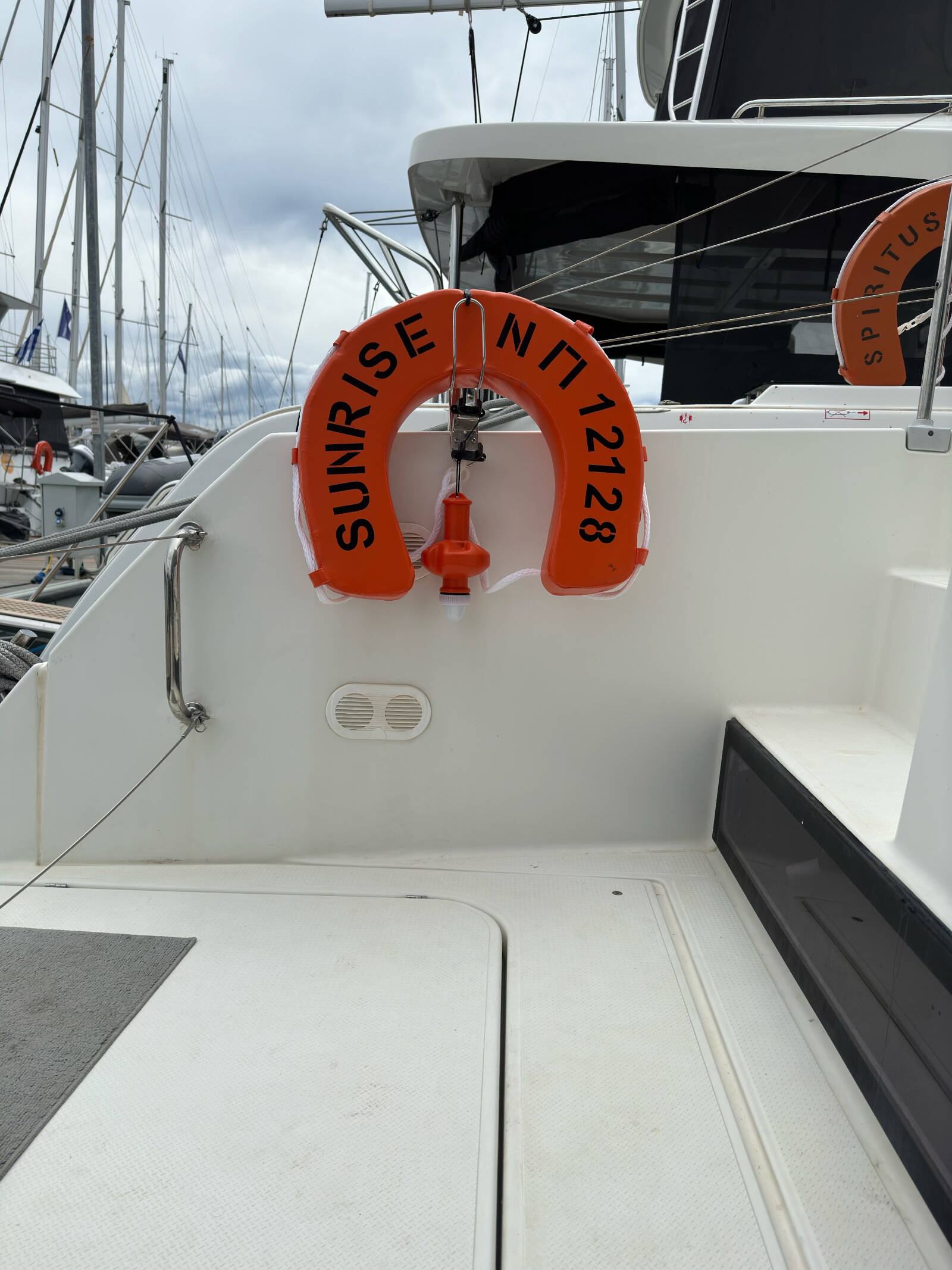 Helia 44 SUNRISE