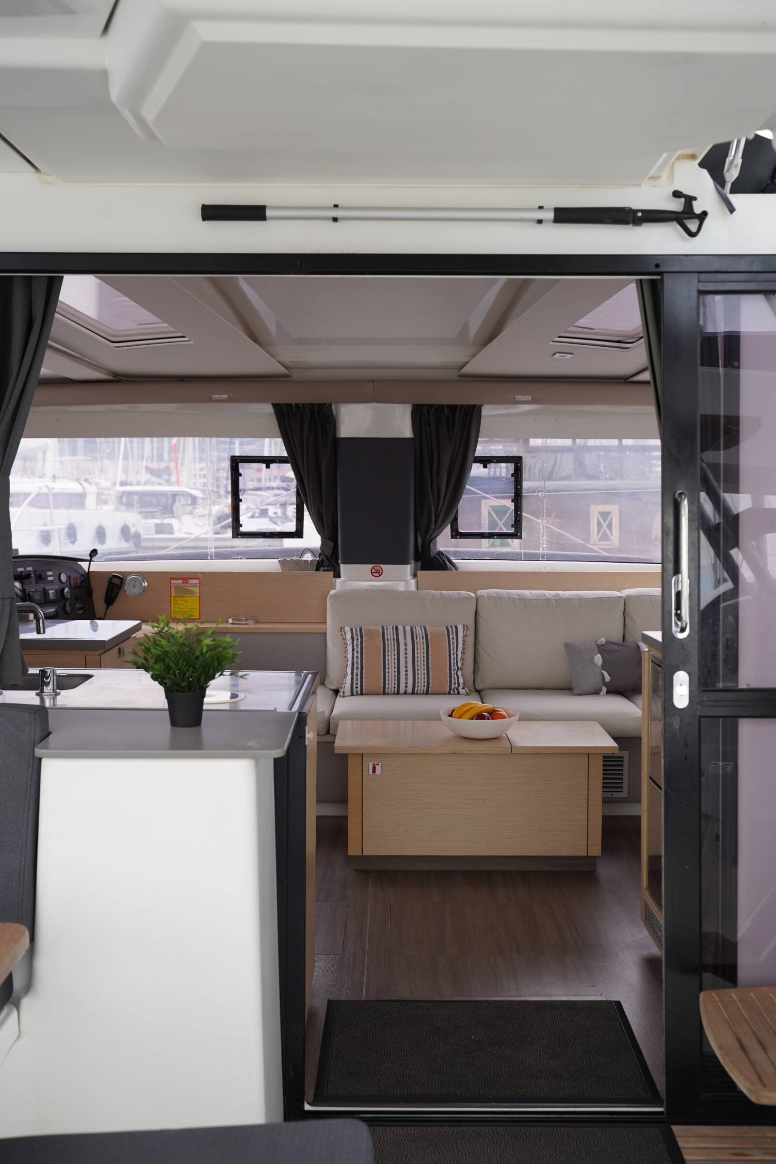 Helia 44 SUNRISE