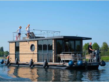 Houseboat  • Helsinki