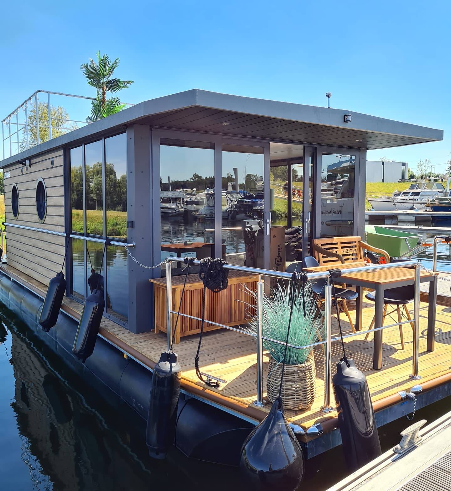 Houseboat  Costa Calma