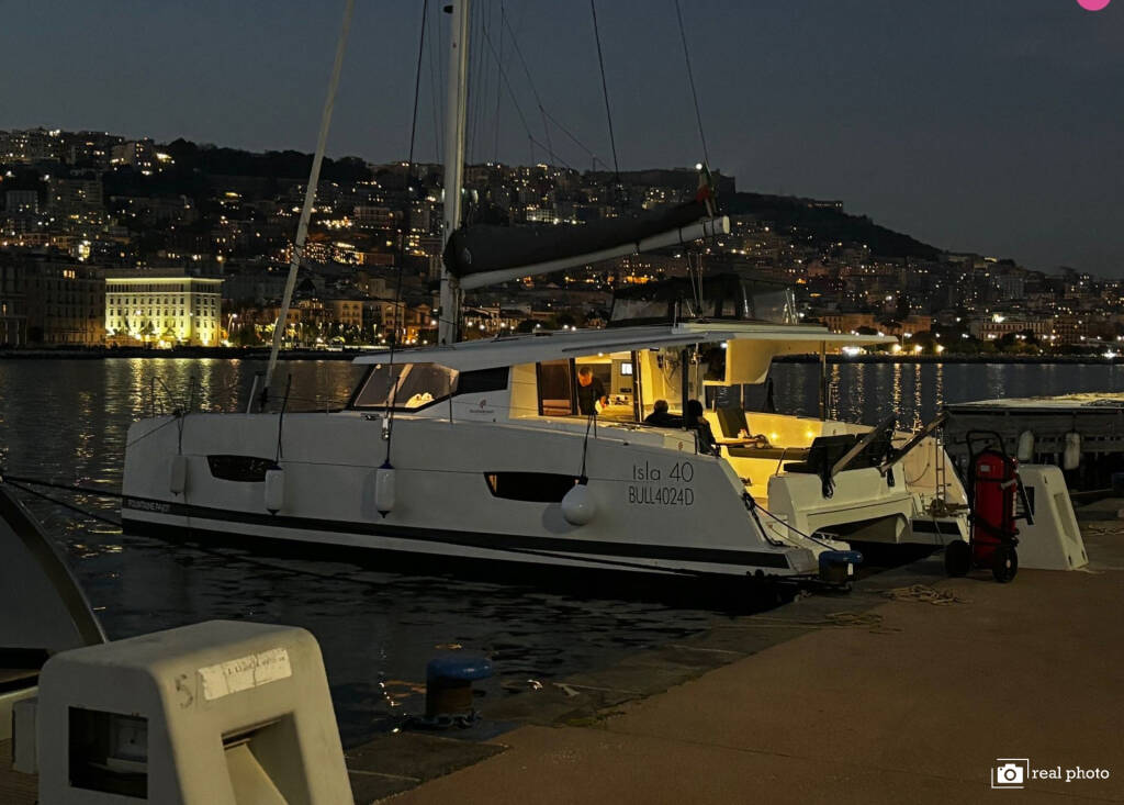 Isla 40 Mmiria - A/C, Generator, Water maker