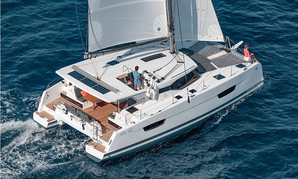 Isla 40 BLUE SERENITY (Air-conditition, gas barbeque, 1 SUP free of charge) 