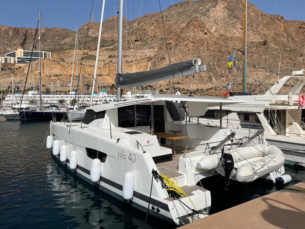 Isla 40 ATLANT