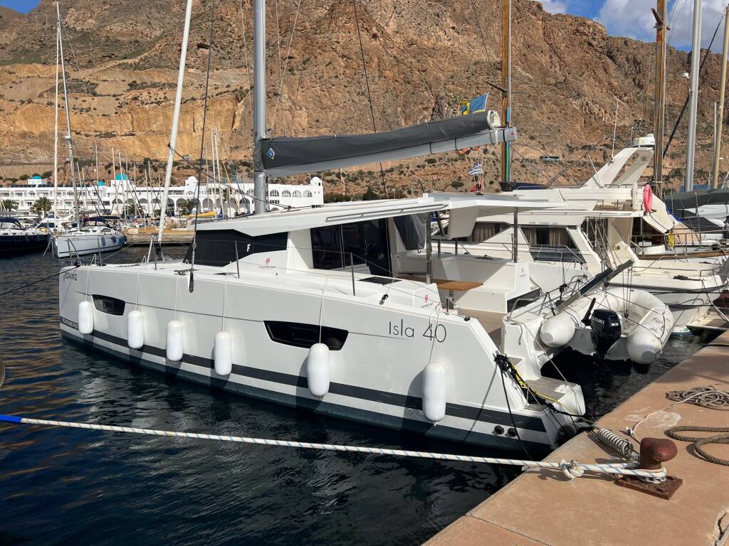 Isla 40 ATLANT