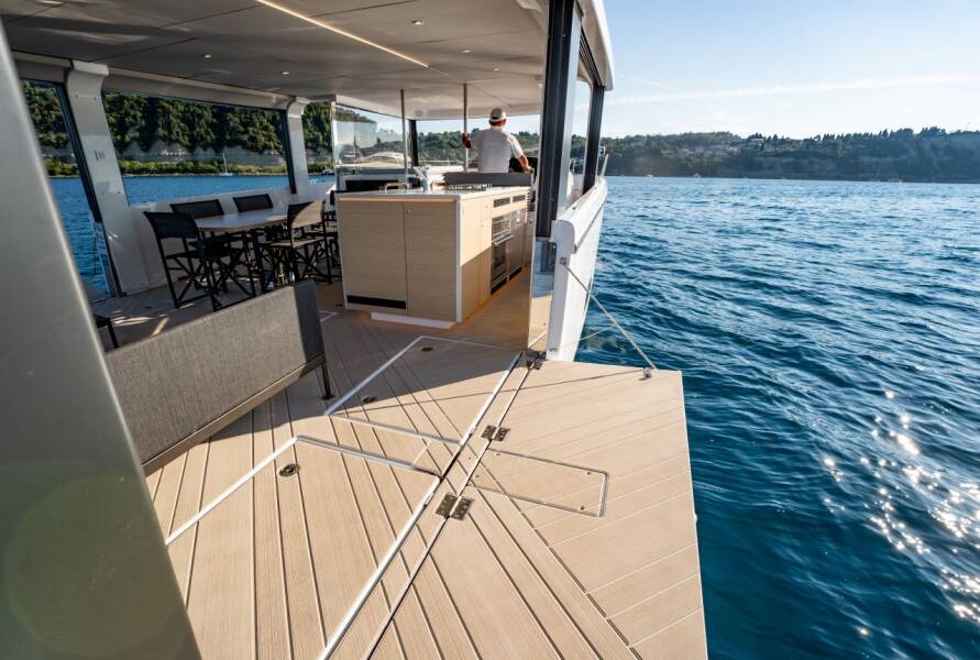 Island Cruising Boat SEALODGE II 