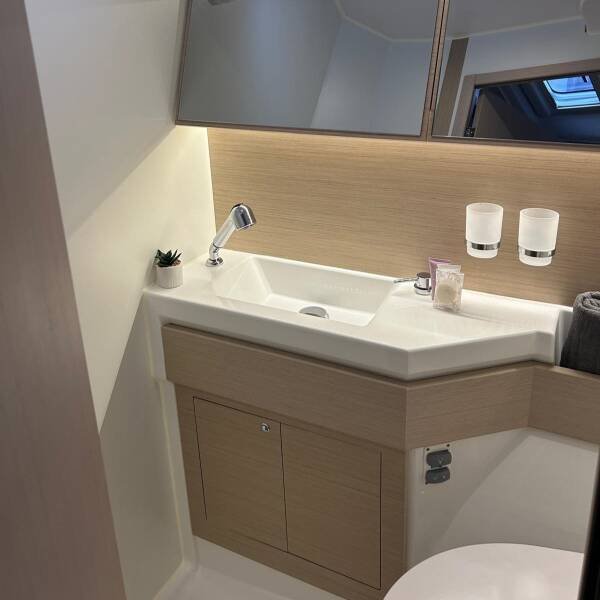 Island Cruising Boat SEALODGE II 