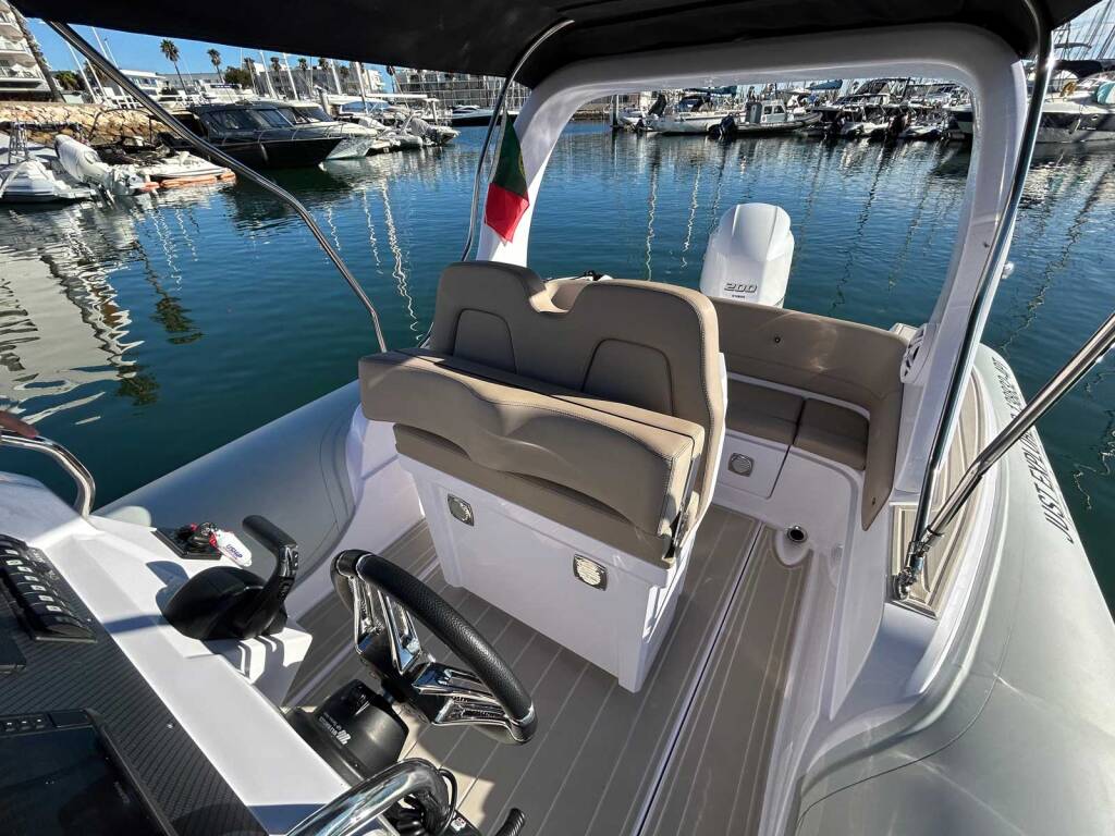 Italboats Stingher 22GT Just Explorer
