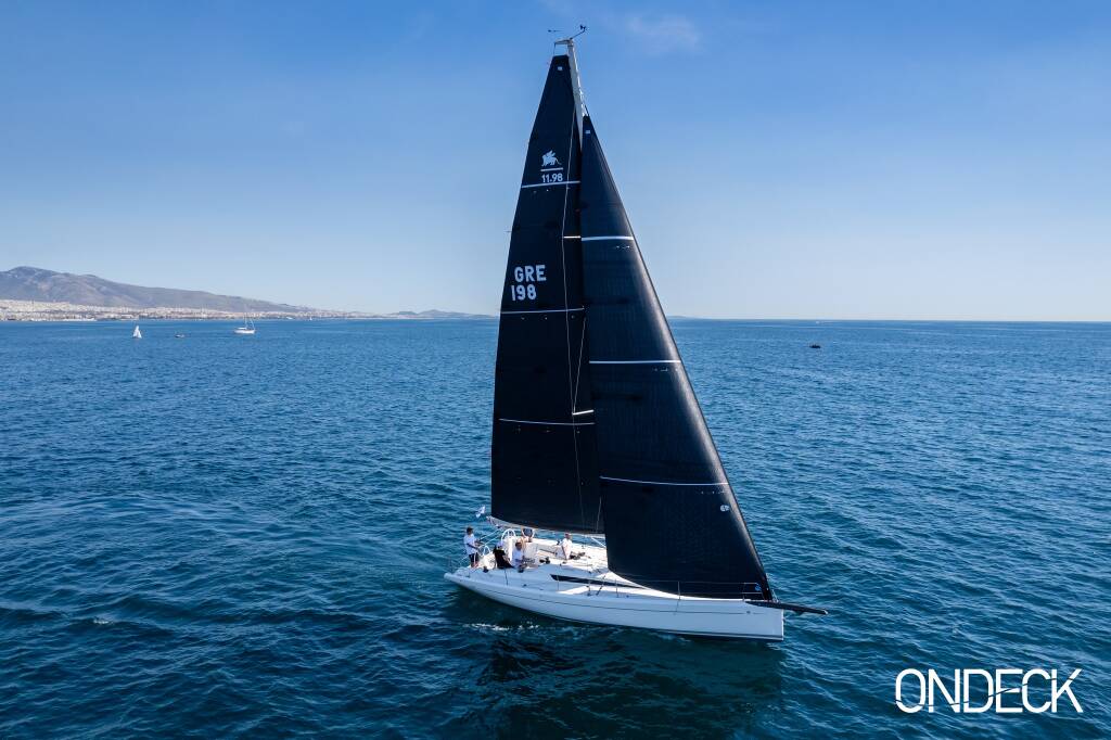 Italia Yachts 11.98 Susano'o