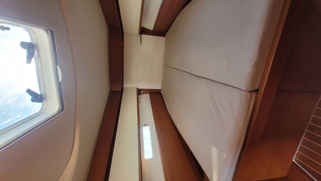 Italia Yachts 13.98 Papillon