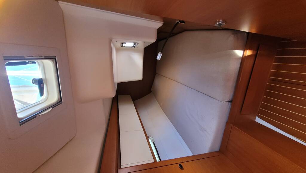 Italia Yachts 13.98 Papillon