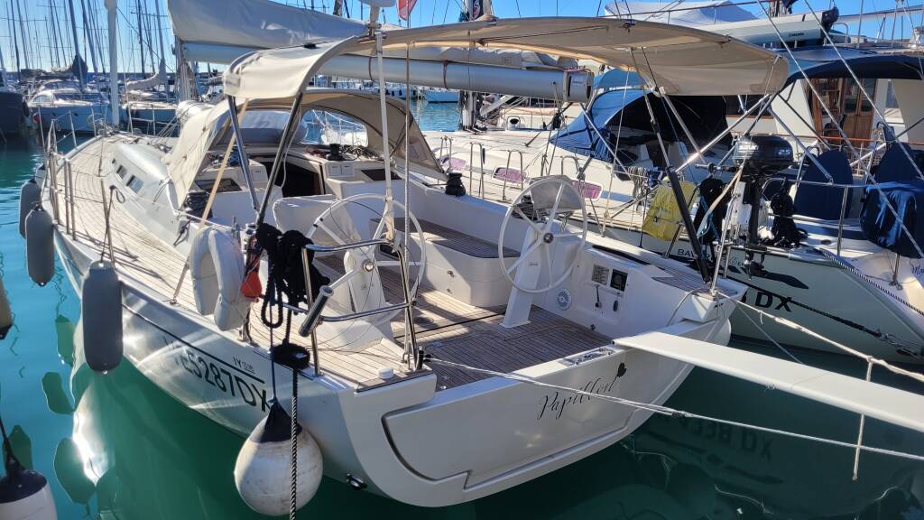 Italia Yachts 13.98 Papillon