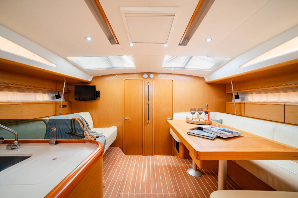 Jeanneau 53  REGINA V