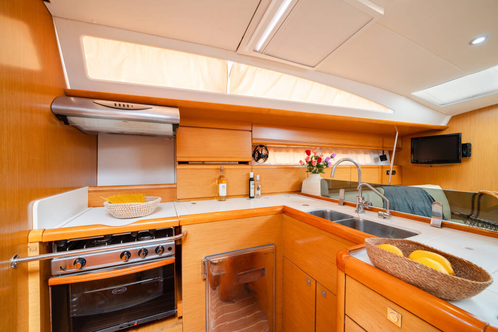 Jeanneau 53  REGINA V