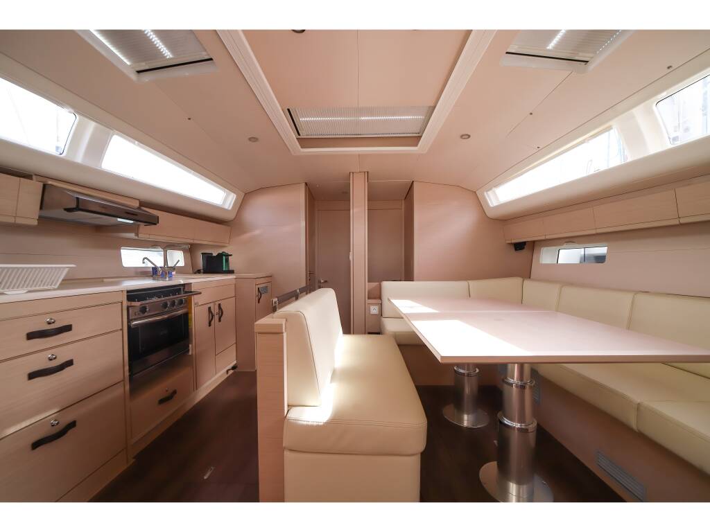 Jeanneau 54  Eleutheria - Premium Line