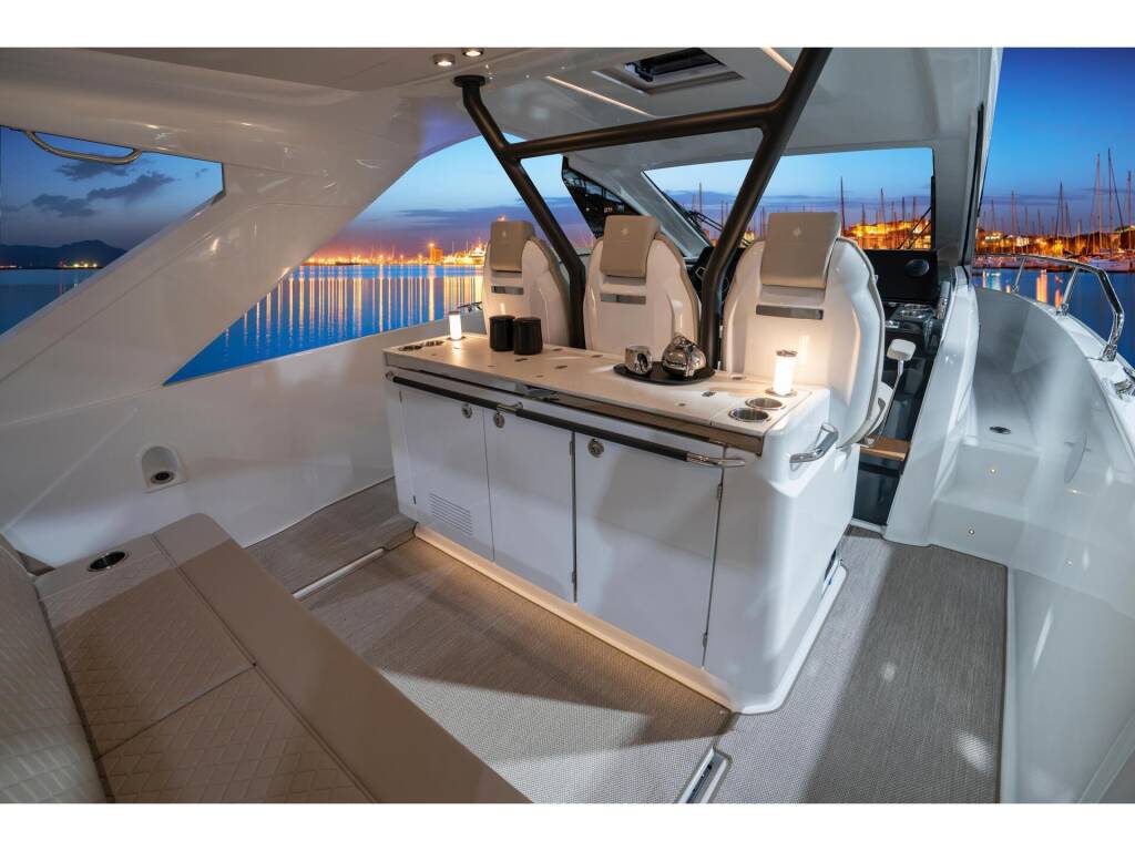 Jeanneau DB 37 