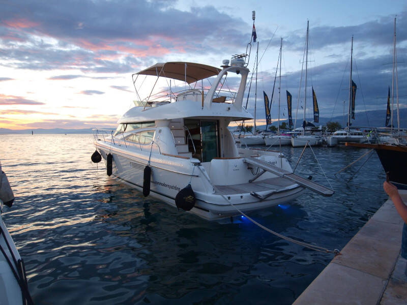 Jeanneau Prestige 46 Fly UNPLUGGED