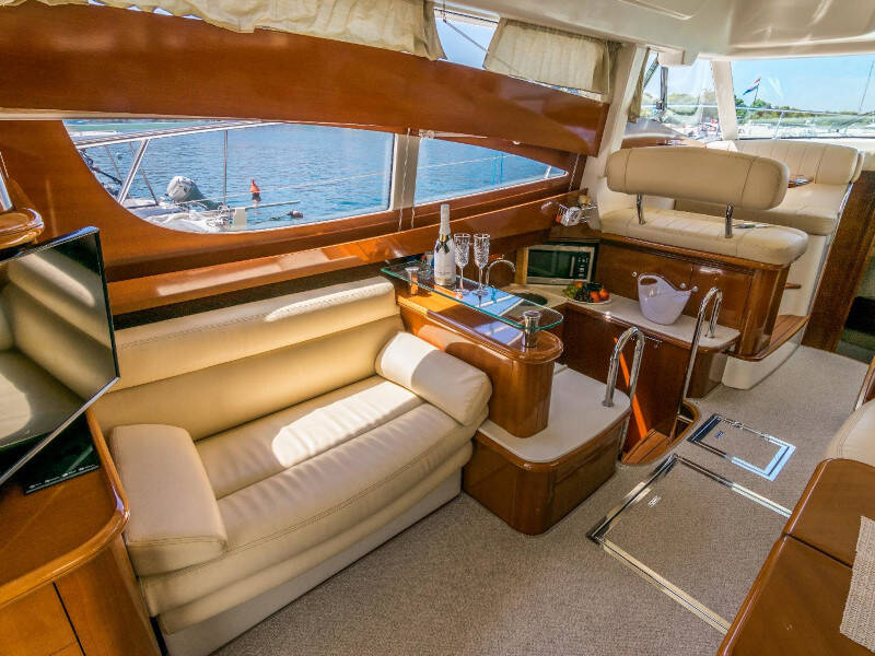 Jeanneau Prestige 46 Fly UNPLUGGED