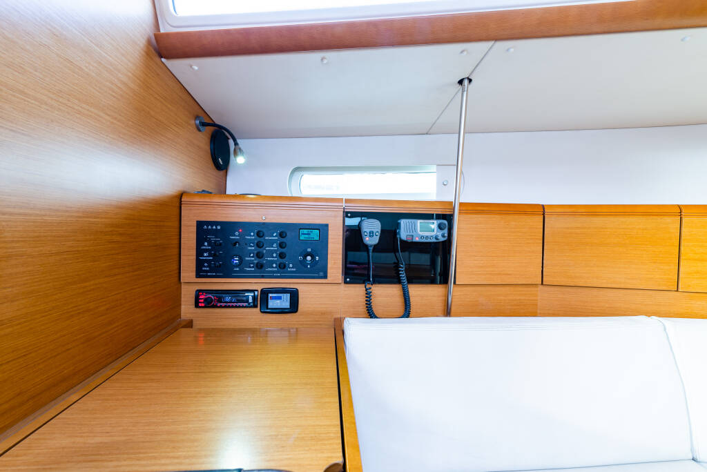 Jeanneau Sun Odyssey 379 Amor Fati
