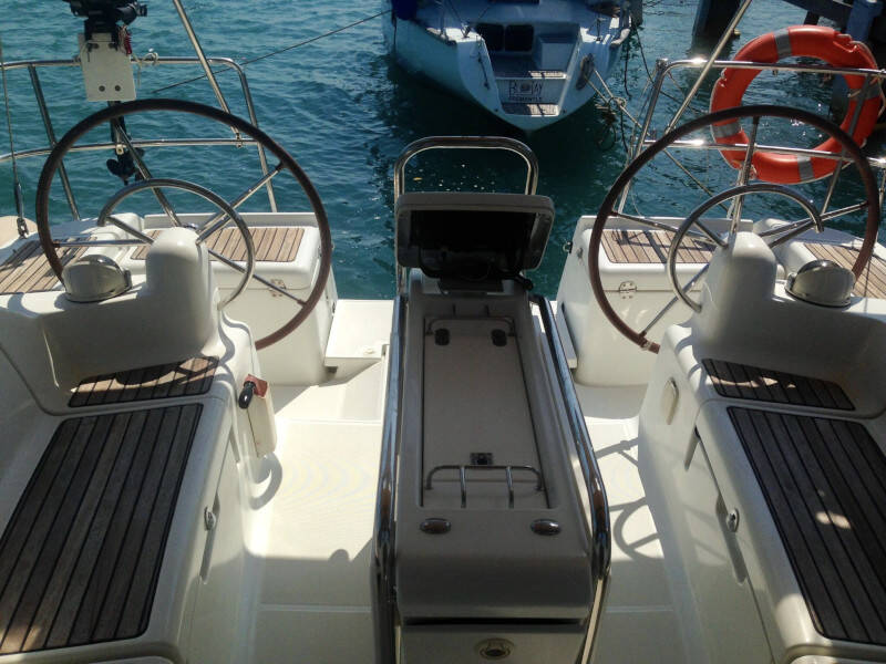 Jeanneau Sun Odyssey 409 T-Punch