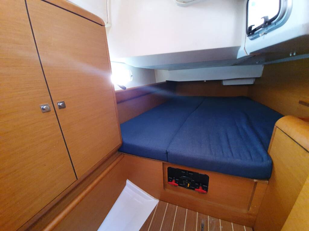 Jeanneau Sun Odyssey 409 T-Punch