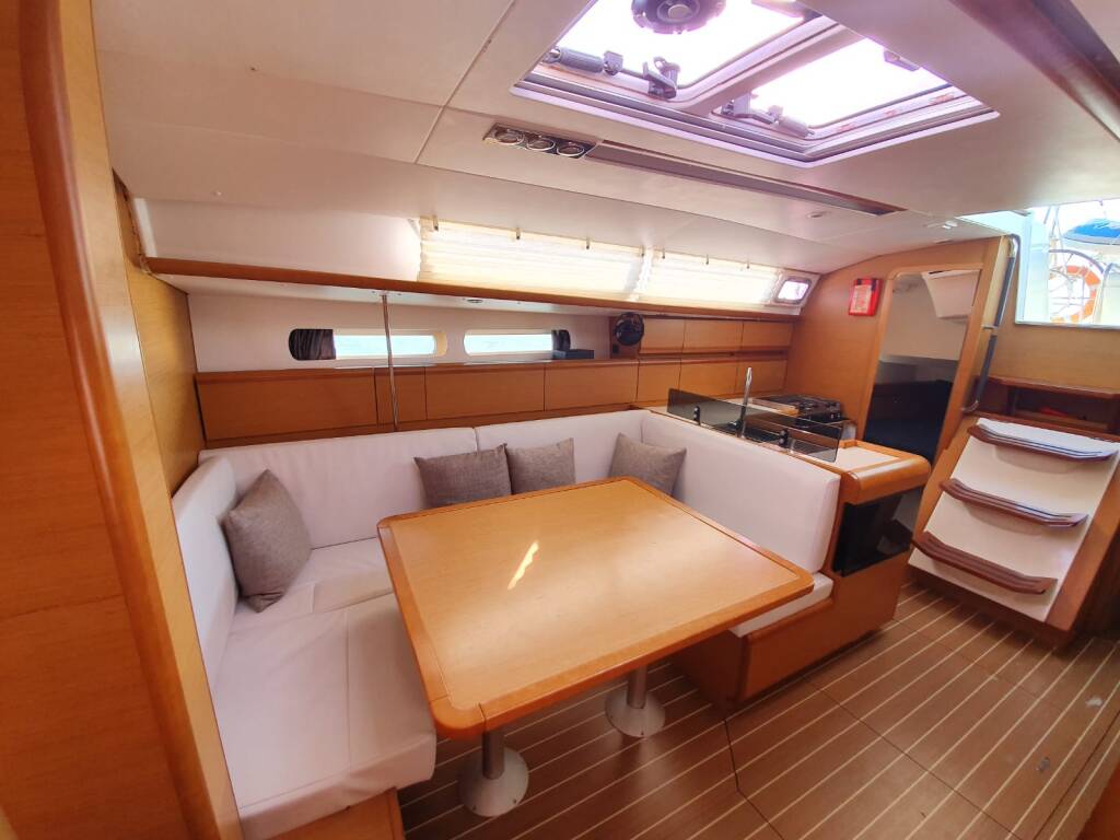 Jeanneau Sun Odyssey 409 Malee