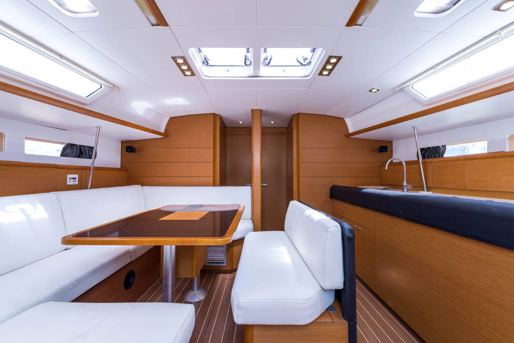 Jeanneau Sun Odyssey 469 Vega