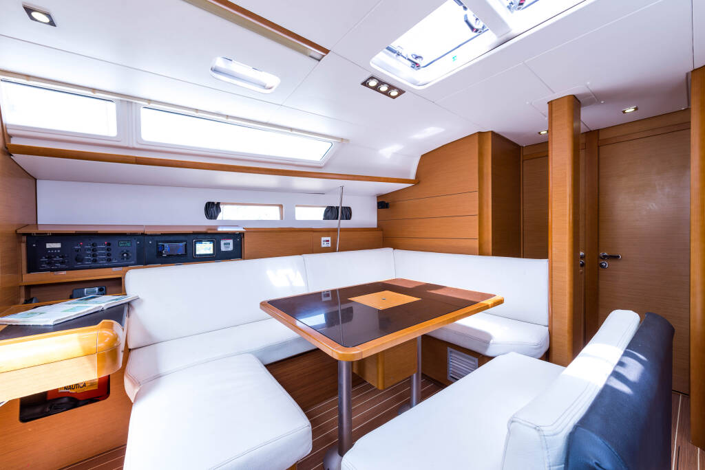 Jeanneau Sun Odyssey 469 Vega