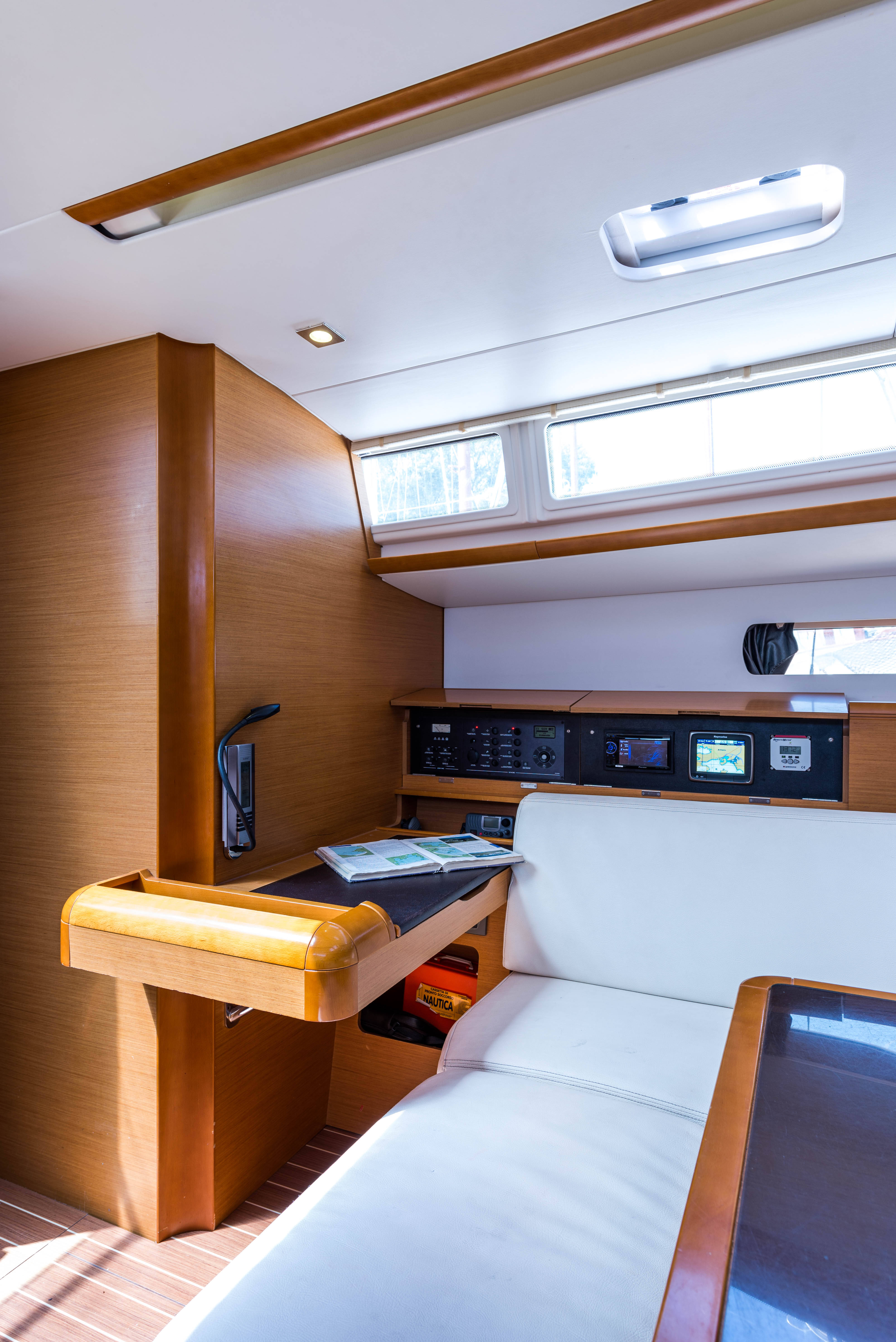 Jeanneau Sun Odyssey 469 Vega