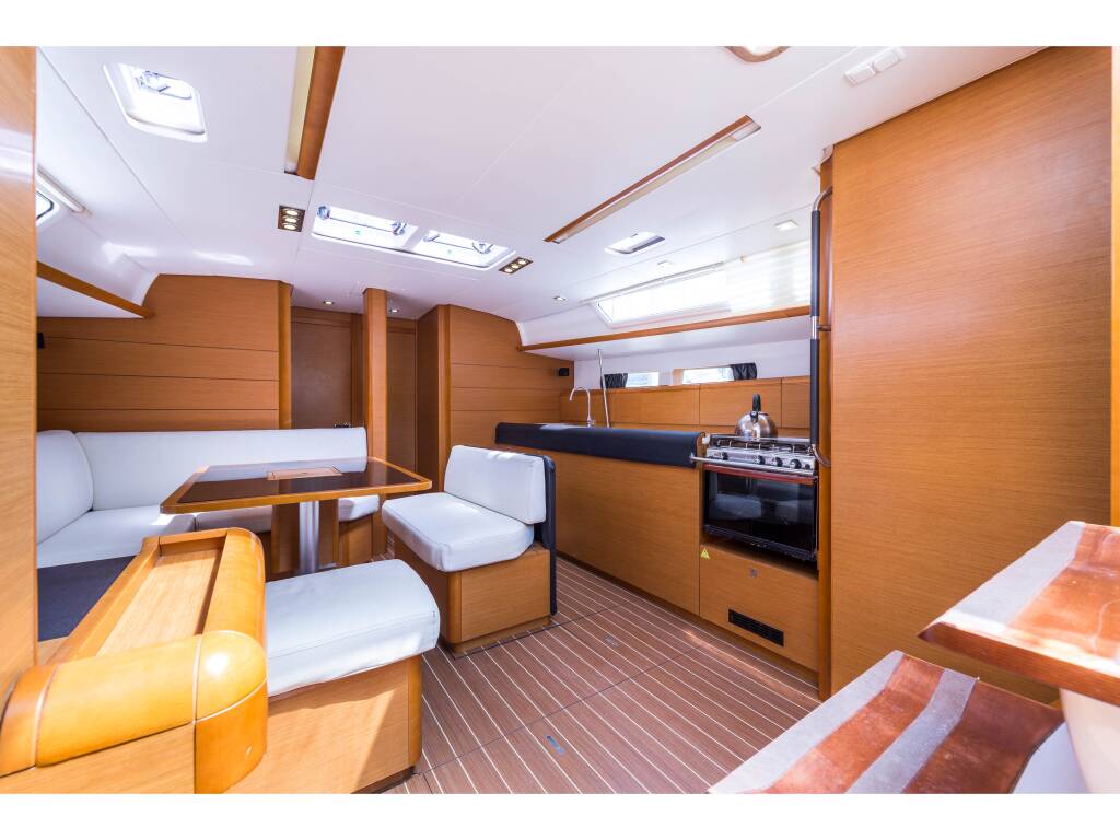 Jeanneau Sun Odyssey 469 Vega