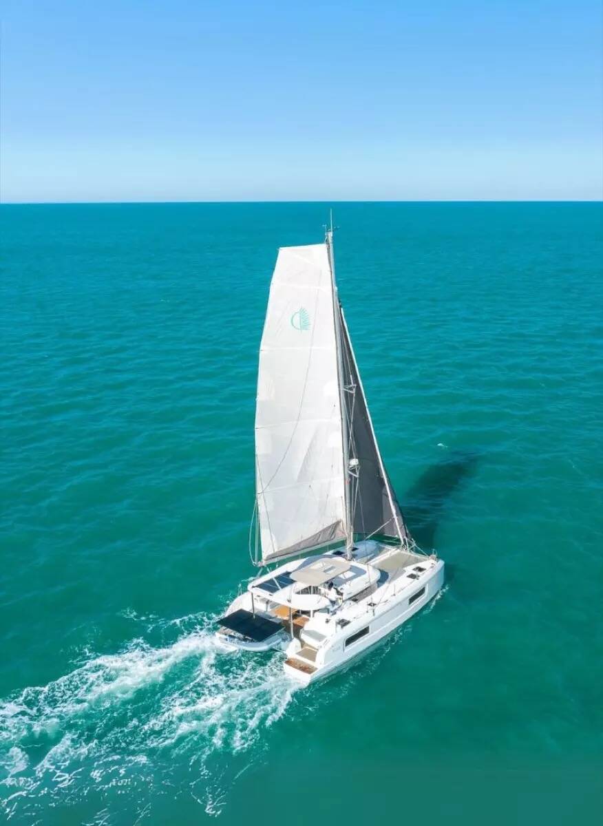 Lagoon 38  Blue Willi