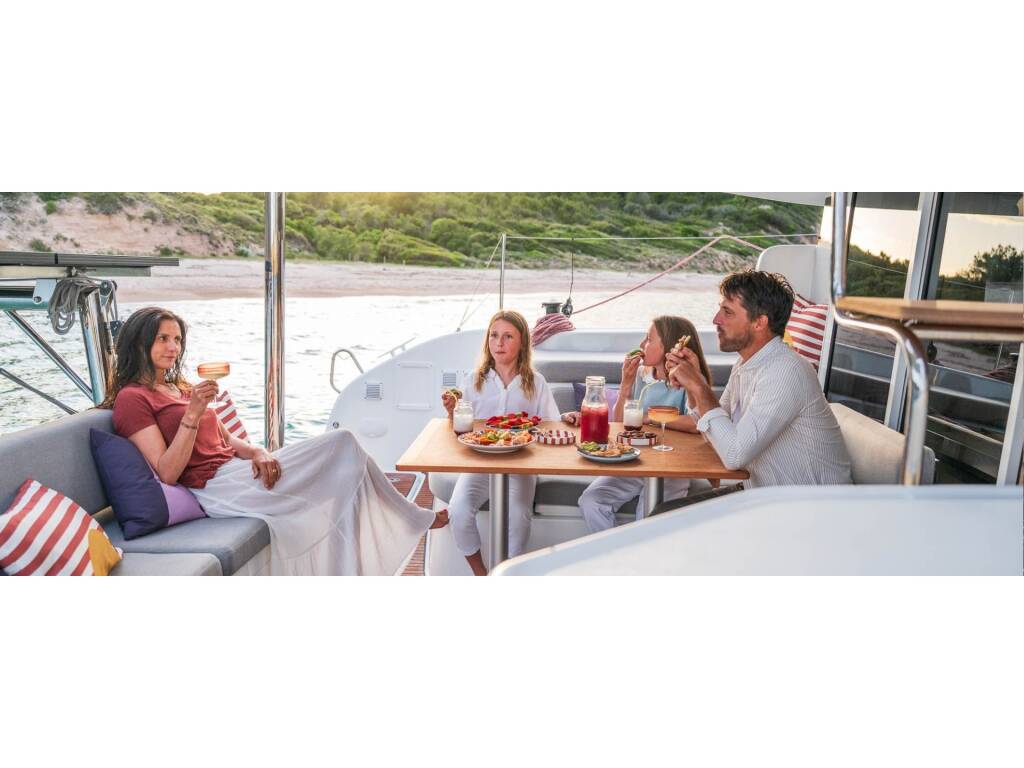 Lagoon 38 BLUE HORIZON