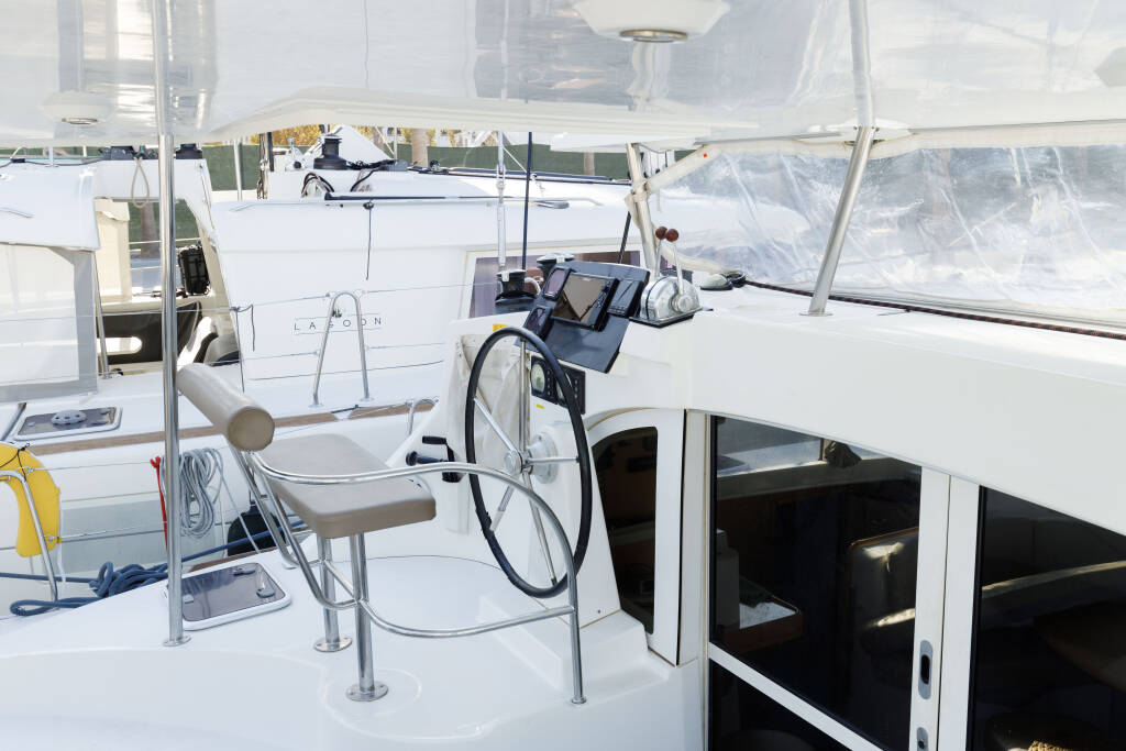 Lagoon 380 S2 Astra