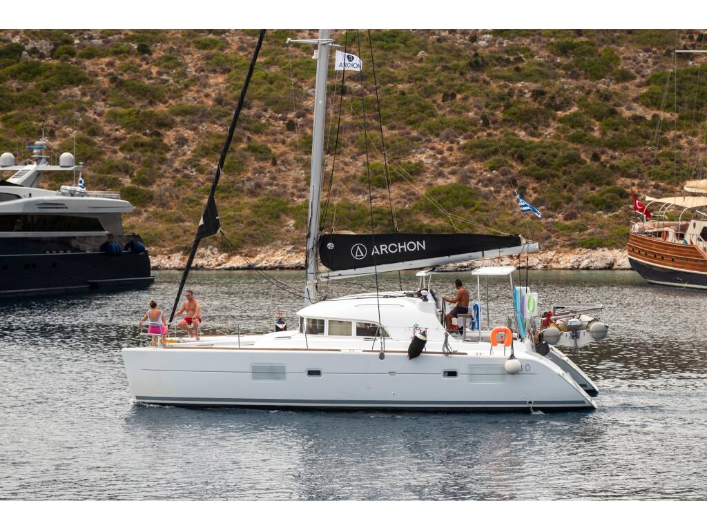 Lagoon 380 S2 Astra