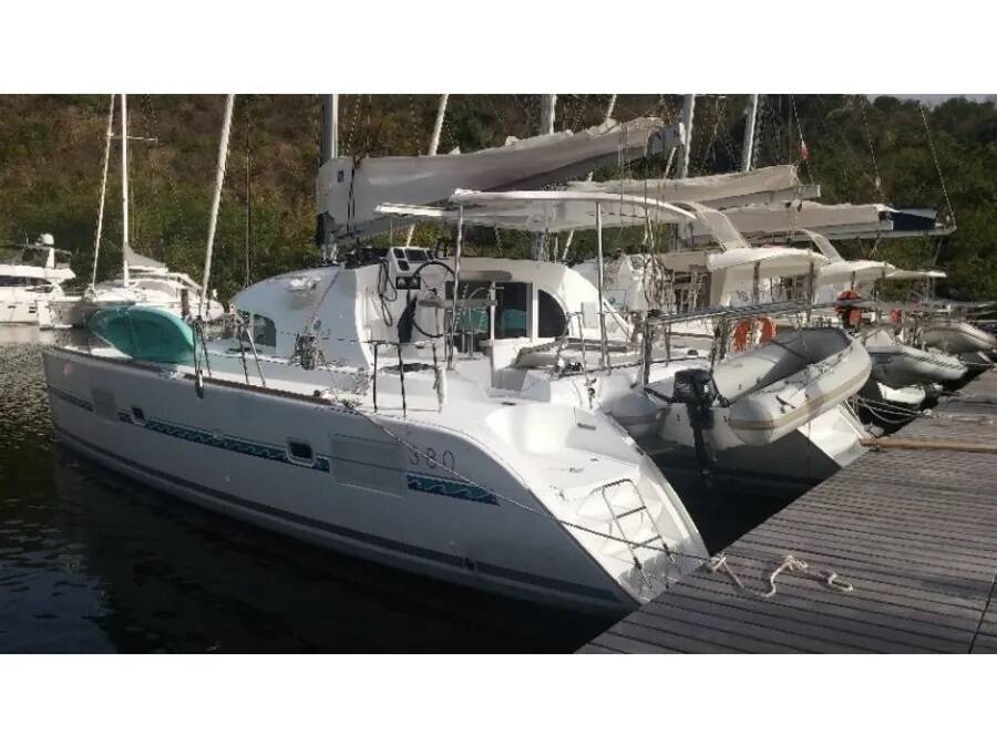 Lagoon 380 S2 WHY KNOT (1 SUP free of charge)