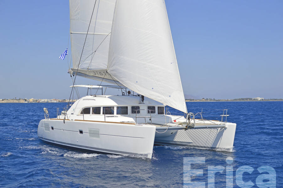 Lagoon 380 S2 • Erica