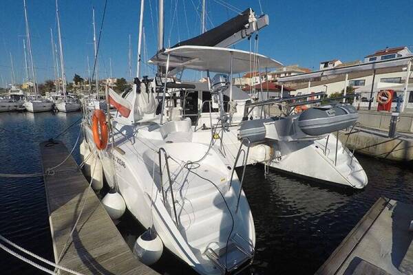 Lagoon 380 • Grey Pearl