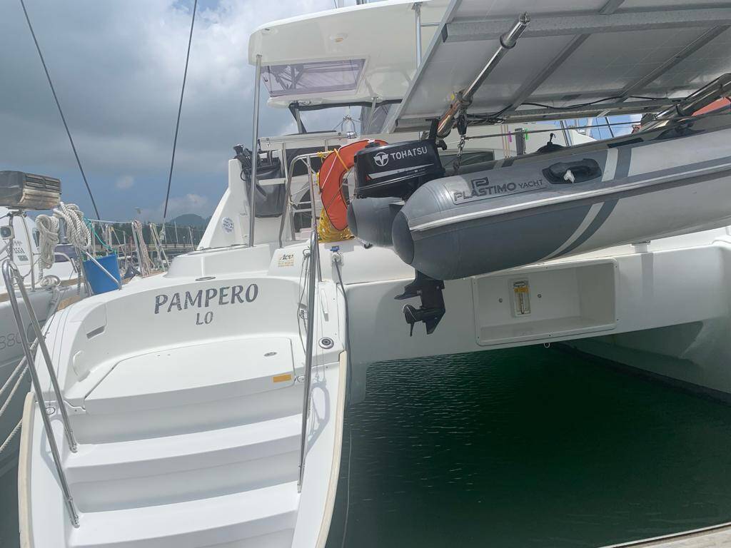 Lagoon 380 Pampero