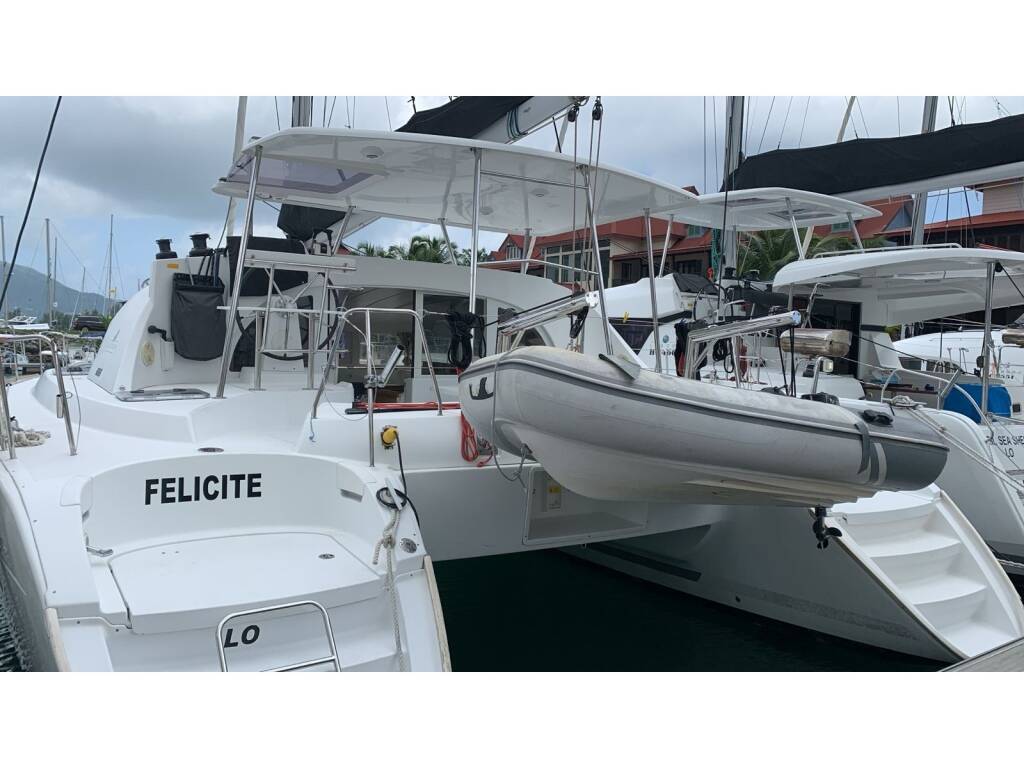 Lagoon 380 • Felicite